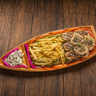 Shawarma Beef Sushi Boat (4 Persons)